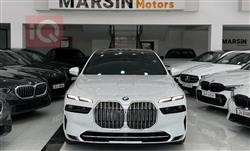 BMW i7